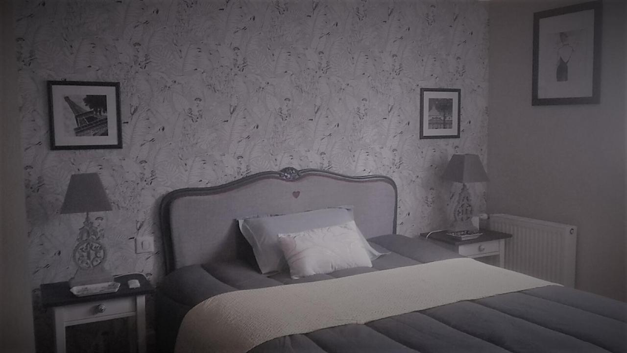 Chambre Dans Maison Privee Awoingt Exteriér fotografie